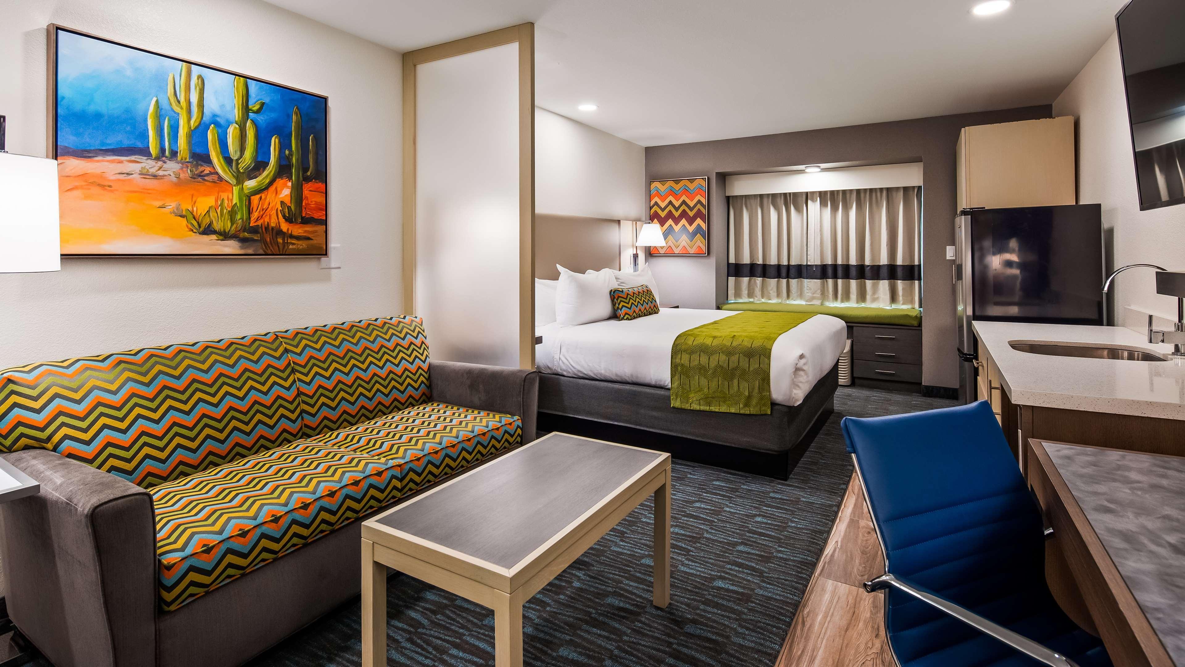La Quinta Inn & Suites By Wyndham Tulsa Downtown - Route 66 Eksteriør billede