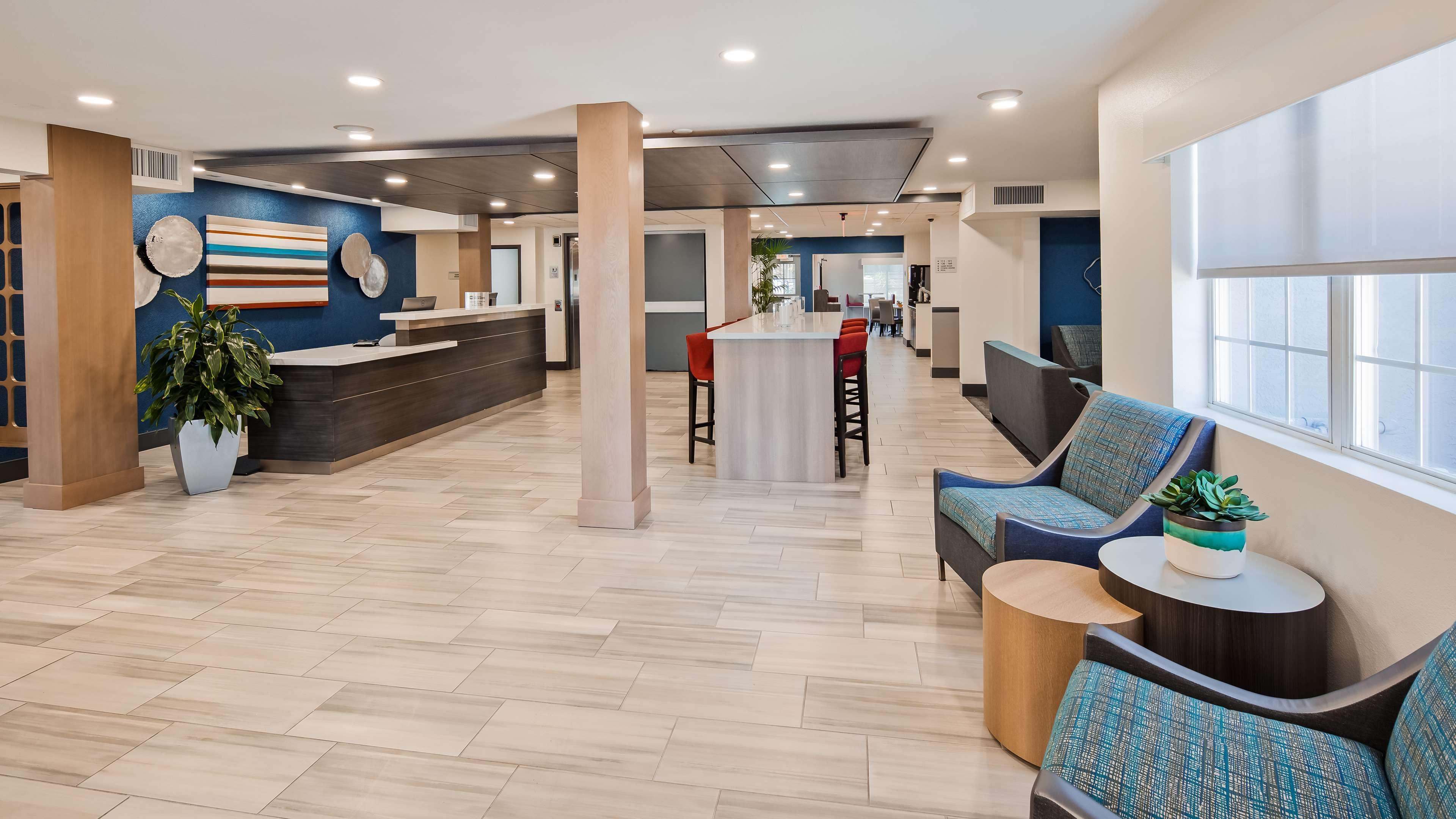 La Quinta Inn & Suites By Wyndham Tulsa Downtown - Route 66 Eksteriør billede