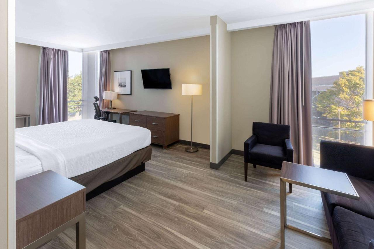 La Quinta Inn & Suites By Wyndham Tulsa Downtown - Route 66 Eksteriør billede